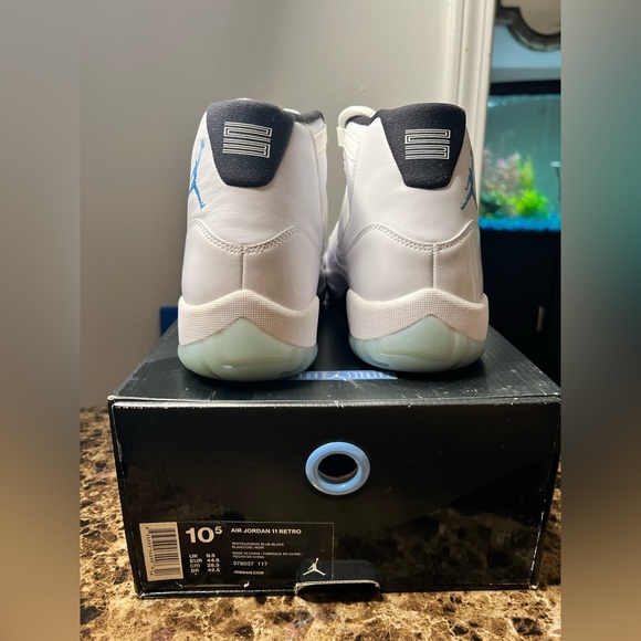 AIR JORDAN 11 RETRO
'LEGEND BLUE' 2014 - Picture 3 of 7